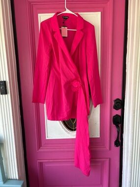PrettyLittleThing Bright Pink Tailored Blazer